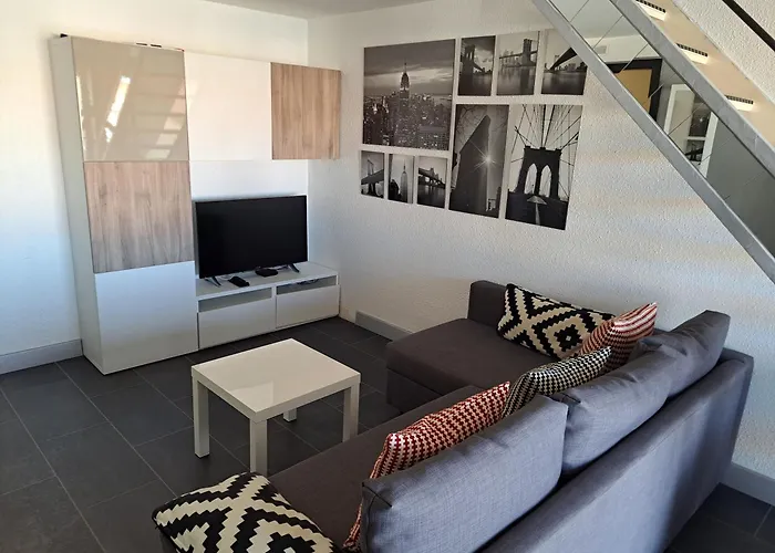 Port Brescou, T3 En Duplex Climatise, Superbe Vue Sur Le Port