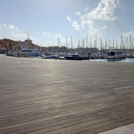 דירה Port Brescou, T3 En Duplex Climatise, Superbe Vue Sur Le Port אגדה