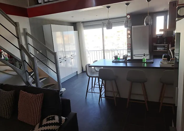 Appartamento Port Brescou, T3 En Duplex Climatisé, Superbe Vue Sur Le Port