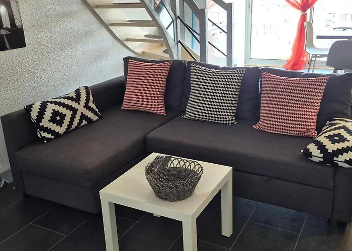 Appartement Port Brescou, T3 En Duplex Climatisé, Superbe Vue Sur Le Port