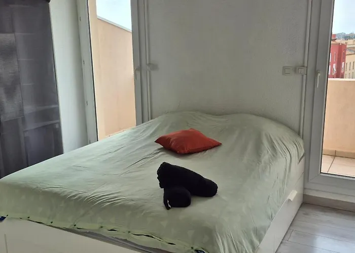 Port Brescou, T3 En Duplex Climatisé, Superbe Vue Sur Le Port * Agde