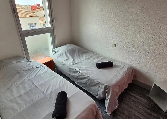 Appartement Port Brescou, T3 En Duplex Climatisé, Superbe Vue Sur Le Port Agde